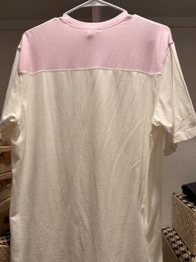 SKIMS Two-Tone Crew T-Shirt in Pink & Cream